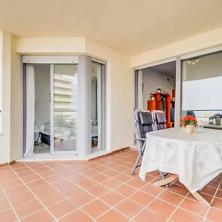 132 - Charming With Sea Views, Fuengirola! Lägenhet *