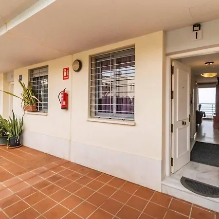 132 - Charming With Sea Views, Fuengirola! Lägenhet *