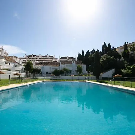 132 - Charming With Sea Views, Fuengirola! Lägenhet *