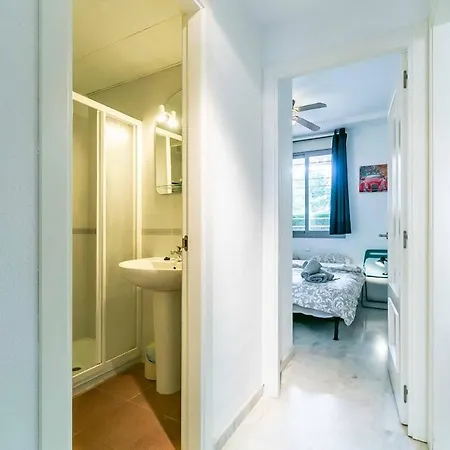 132 - Charming With Sea Views, Fuengirola! Fuengirola