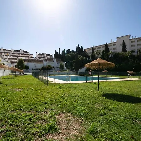 132 - Charming With Sea Views, Fuengirola! *