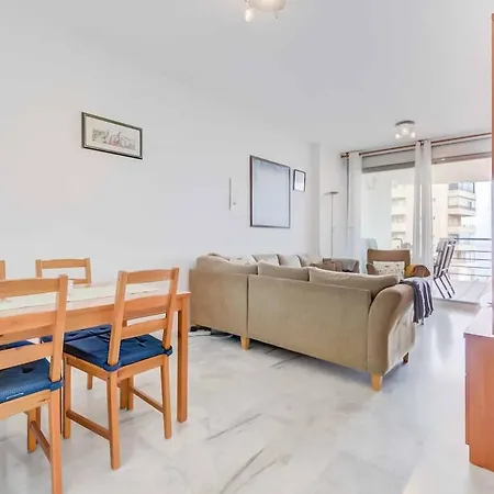 132 - Charming With Sea Views, Fuengirola! Fuengirola