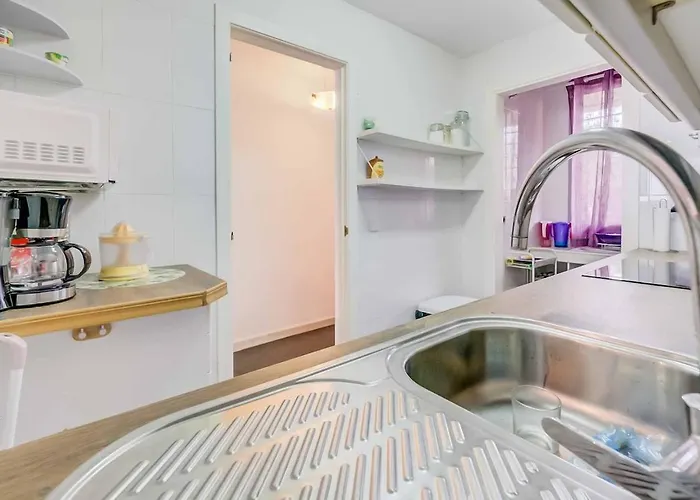 132 - Charming With Sea Views, Fuengirola! * Fuengirola