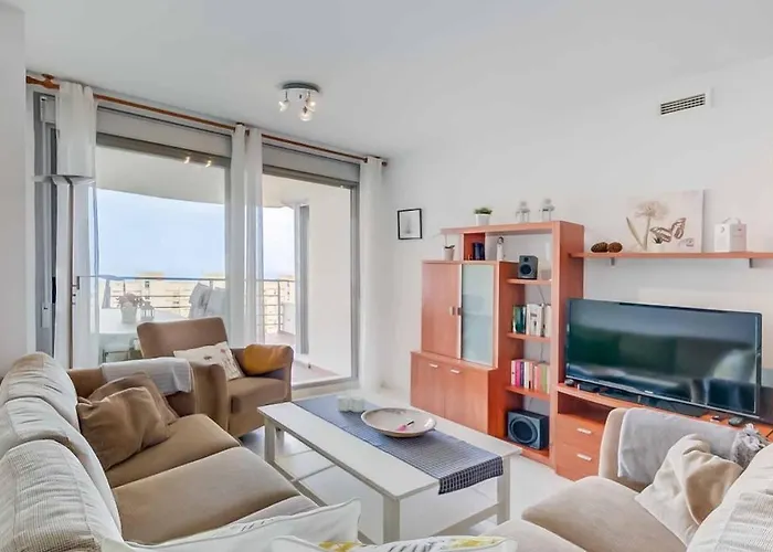 Apartamento 132 - Charming With Sea Views, Fuengirola! Fuengirola