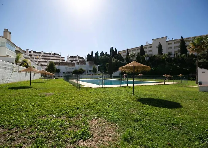 132 - Charming With Sea Views, Fuengirola! *