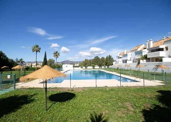 Apartamento 132 - Charming With Sea Views, Fuengirola! *