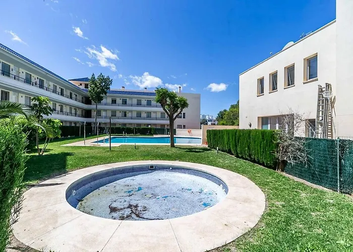 132 - Charming With Sea Views, Fuengirola! Fuengirola