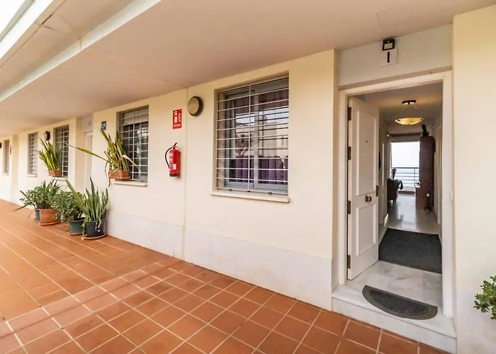 132 - Charming With Sea Views, Fuengirola! Apartamento *