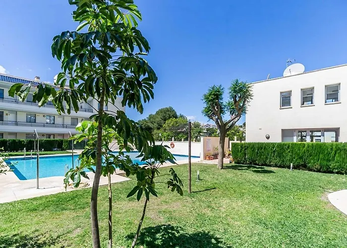 Apartamento 132 - Charming With Sea Views, Fuengirola! *