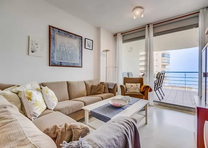 Apartamento 132 - Charming With Sea Views, Fuengirola! Fuengirola