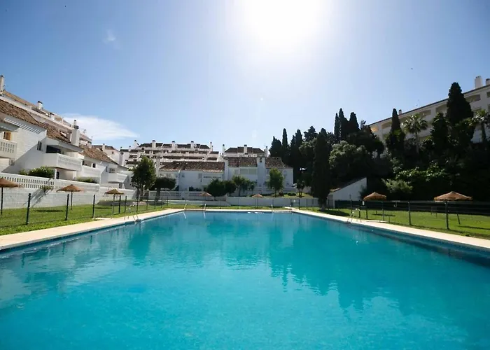 132 - Charming With Sea Views, Fuengirola! Apartamento *