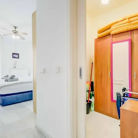 132 - Charming With Sea Views, Fuengirola! Apartamento Fuengirola