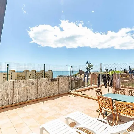 132 - Charming With Sea Views, Fuengirola! Apartamento